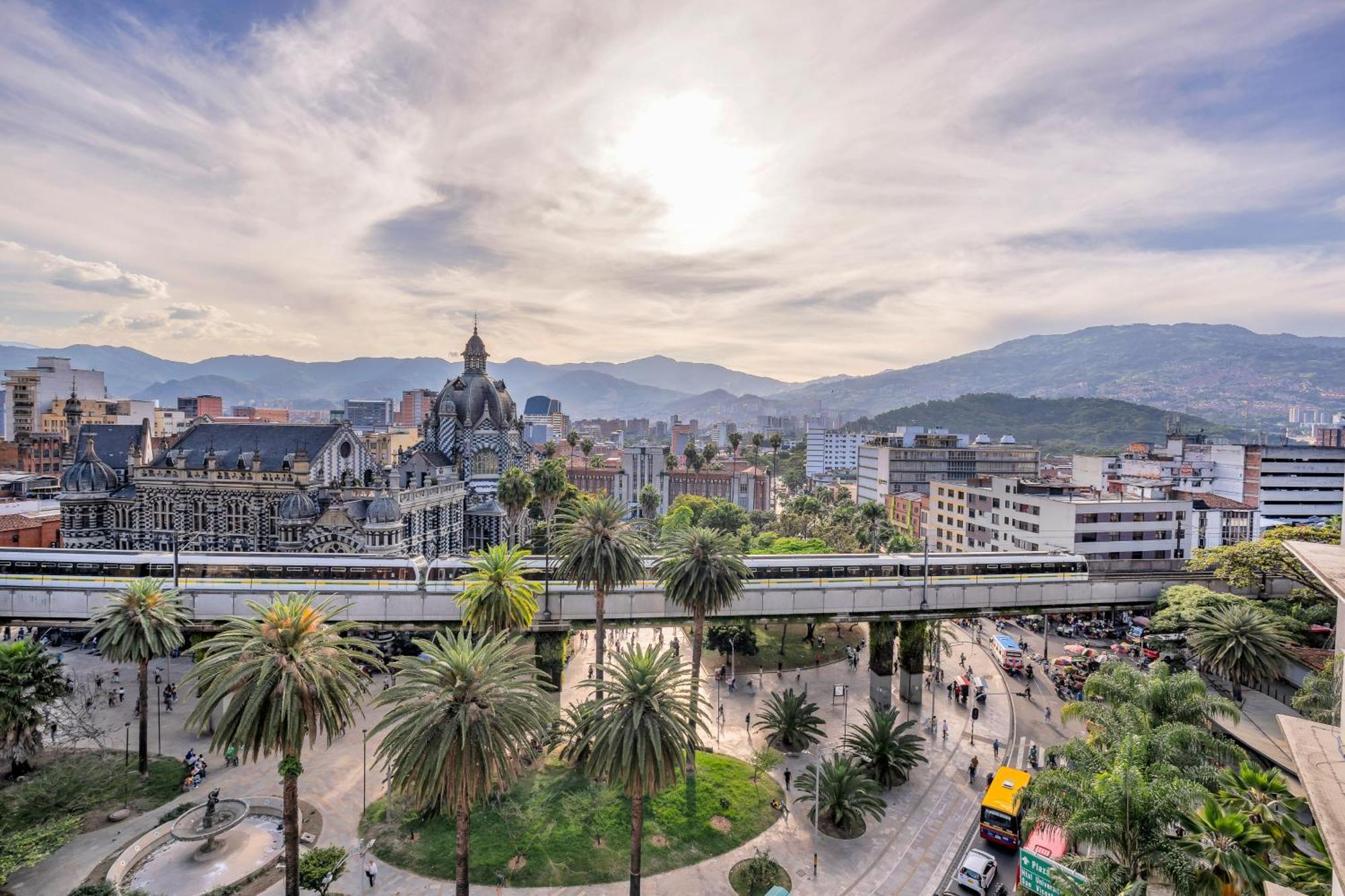 Nutibara Express By Housy Host 3* Medellin